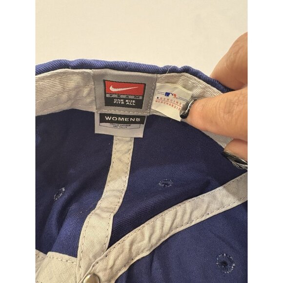 Women’s Nike Blue Texas Rangers adjustable baseball hat - Picture 4 of 6